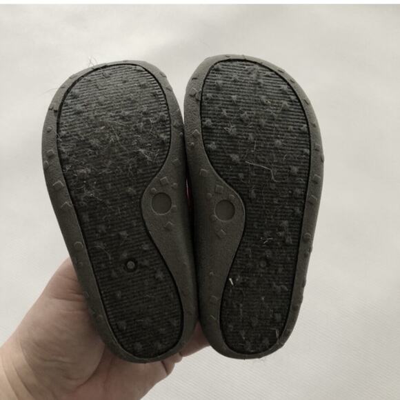 Target Neoprene Style Water Shoes Size 5-6 - Picture 7 of 7